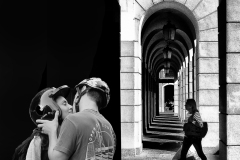 25-Iaqunta-Mario-Il-bacio